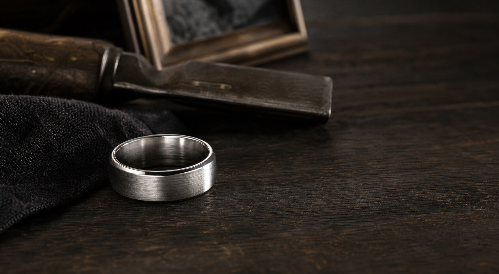 Memorial ring for dad inspiration with restrained masculine styling